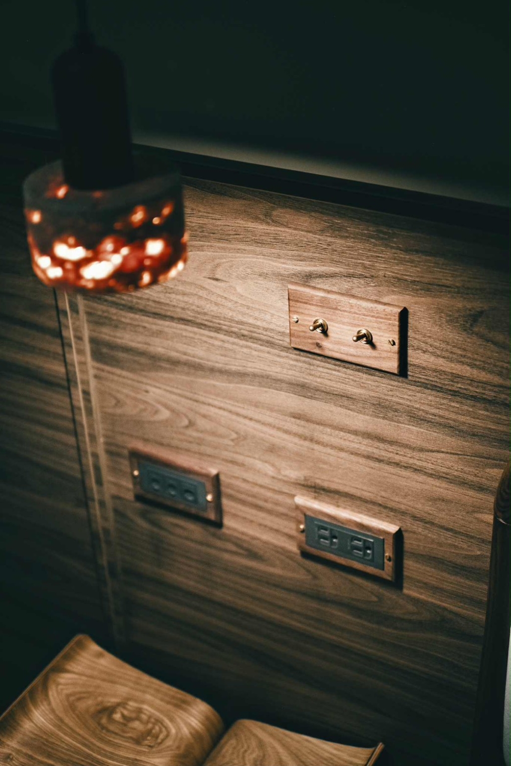 switchpapa黑胡桃木框GLATIMA系列開關插座