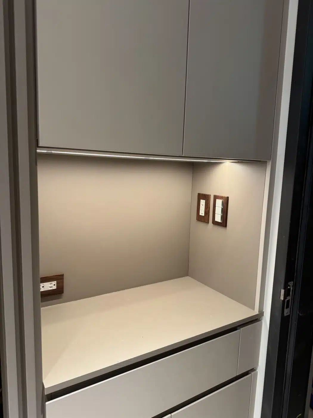 S__132194311_0 switchpapa 黑胡桃木 星光全系列直上實木框