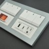 DSC00635 鋁合金陽極鈦灰Glatima螢光3開/3開/緊急壓扣/typeC+USB加插座
